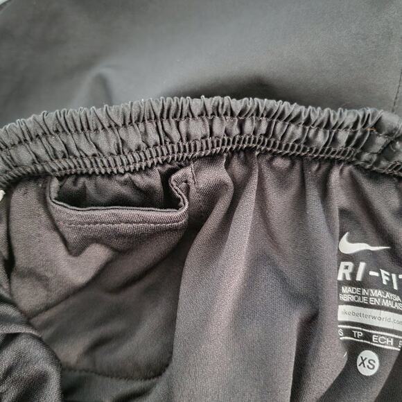 Nike Dri-Fit Tempo Black Athletic Running Shorts - Picture 4 of 9